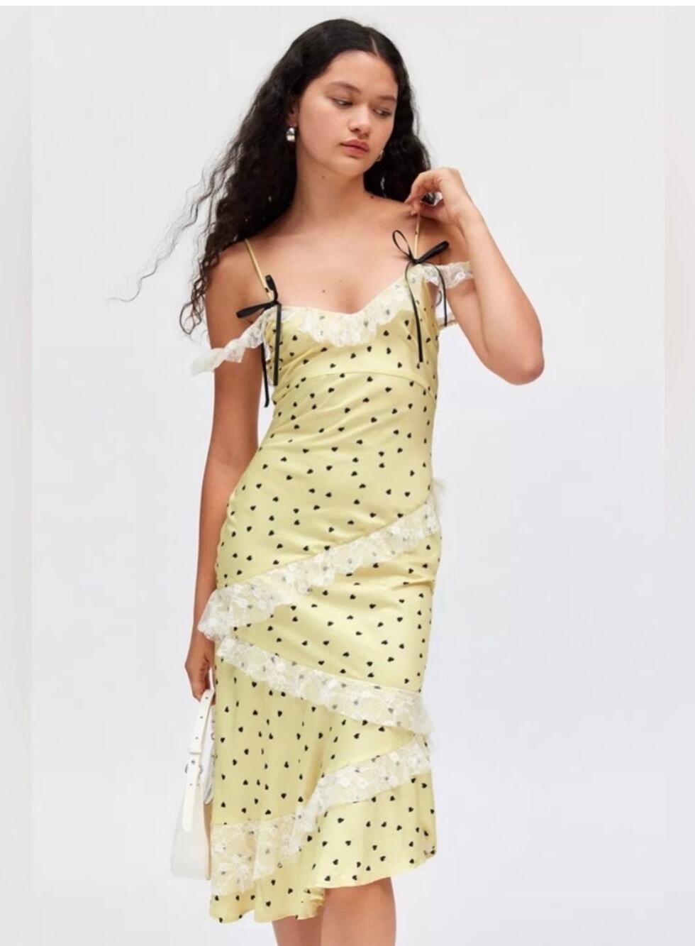 Kimchi Blue Adalyn Satin Off Shoulder Lace Ruffle Midi Dress Yellow XL